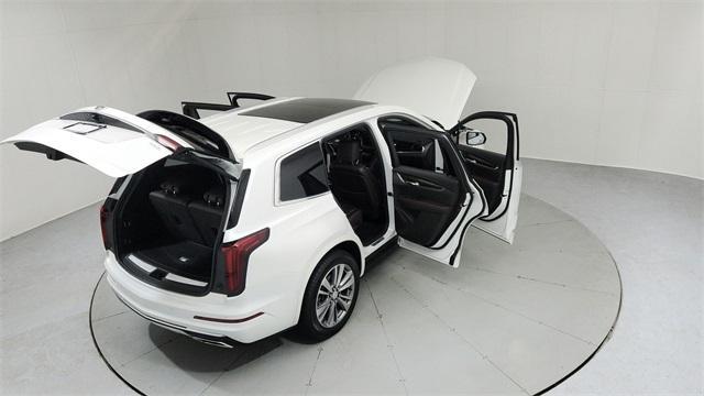 used 2022 Cadillac XT6 car, priced at $36,995