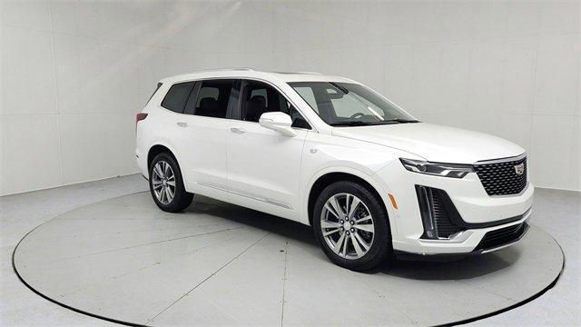 used 2022 Cadillac XT6 car, priced at $35,895