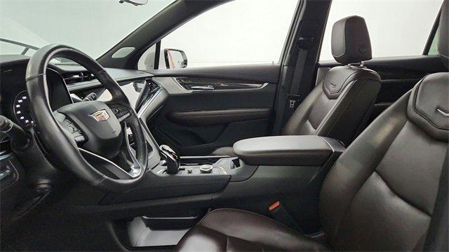 used 2022 Cadillac XT6 car, priced at $35,895