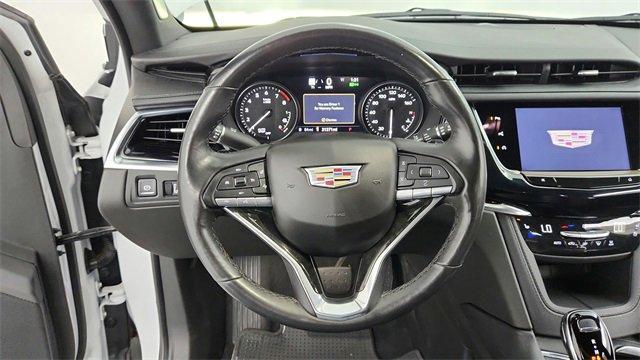 used 2022 Cadillac XT6 car, priced at $35,895