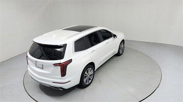 used 2022 Cadillac XT6 car, priced at $35,895