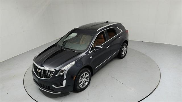 used 2022 Cadillac XT5 car, priced at $33,995