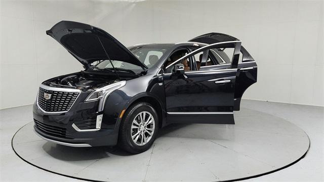 used 2022 Cadillac XT5 car, priced at $33,995