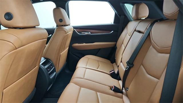 used 2022 Cadillac XT5 car, priced at $33,995
