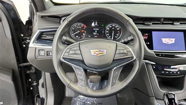 used 2024 Cadillac XT5 car, priced at $39,595