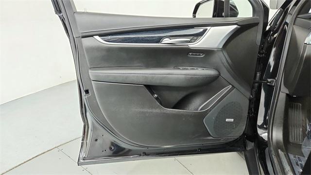 used 2024 Cadillac XT5 car, priced at $39,595
