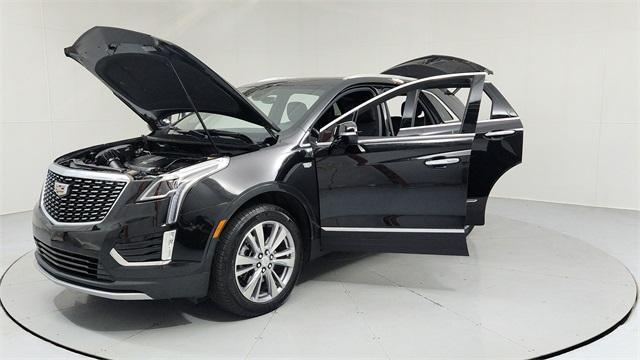 used 2024 Cadillac XT5 car, priced at $39,595