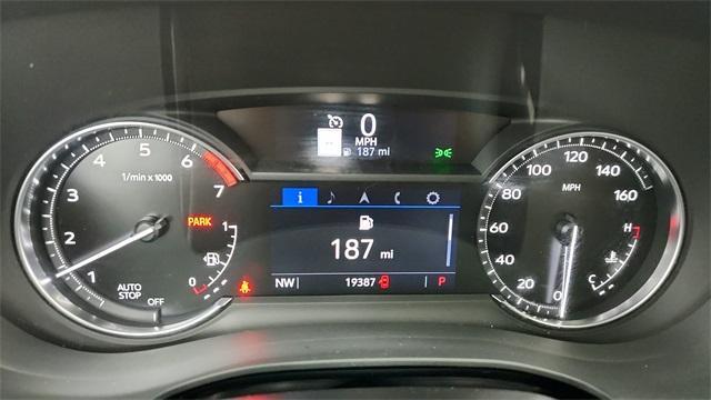 used 2024 Cadillac XT5 car, priced at $39,595