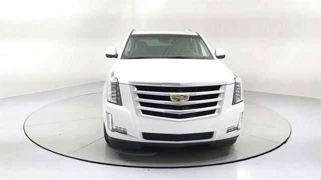 used 2016 Cadillac Escalade ESV car, priced at $26,495