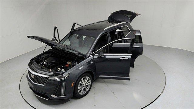 used 2022 Cadillac XT6 car, priced at $34,995
