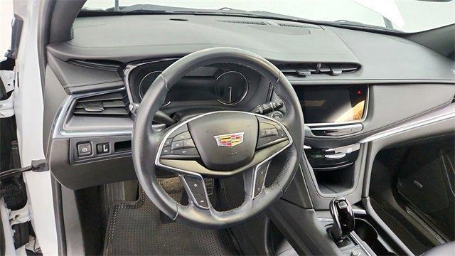 used 2022 Cadillac XT5 car, priced at $28,195
