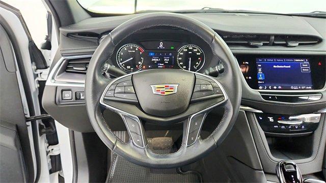 used 2022 Cadillac XT5 car, priced at $28,195