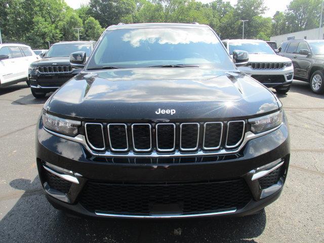 new 2025 Jeep Grand Cherokee car, priced at $44,495