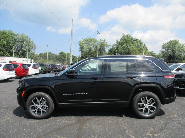 new 2025 Jeep Grand Cherokee car, priced at $44,495