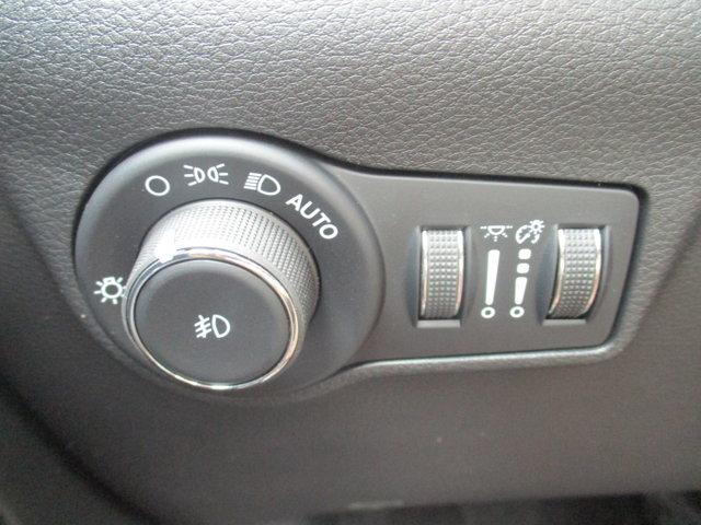 new 2025 Jeep Compass car, priced at $36,895