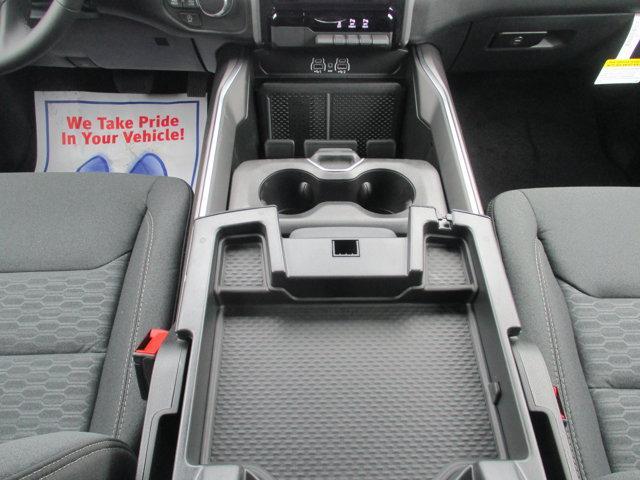 new 2025 Ram 1500 car, priced at $47,995