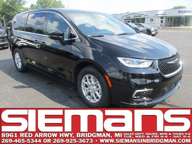 new 2026 Chrysler Pacifica car, priced at $43,495