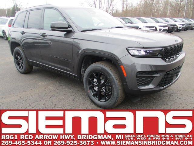 new 2025 Jeep Grand Cherokee car, priced at $42,995