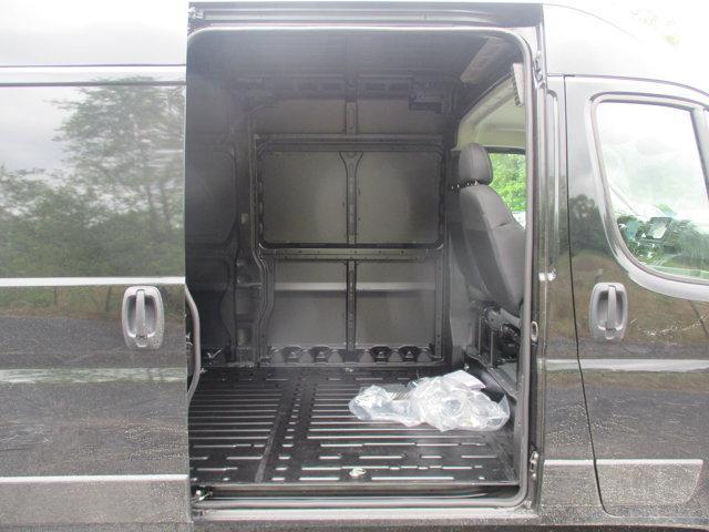 new 2025 Ram ProMaster 2500 car, priced at $53,250