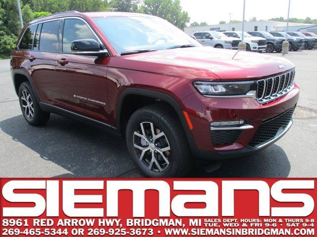 new 2025 Jeep Grand Cherokee car, priced at $47,495