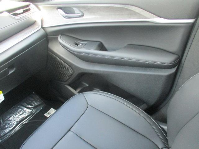 new 2025 Jeep Grand Cherokee car, priced at $44,495