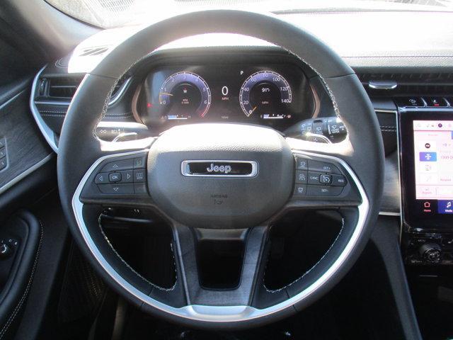 new 2025 Jeep Grand Cherokee car, priced at $44,495