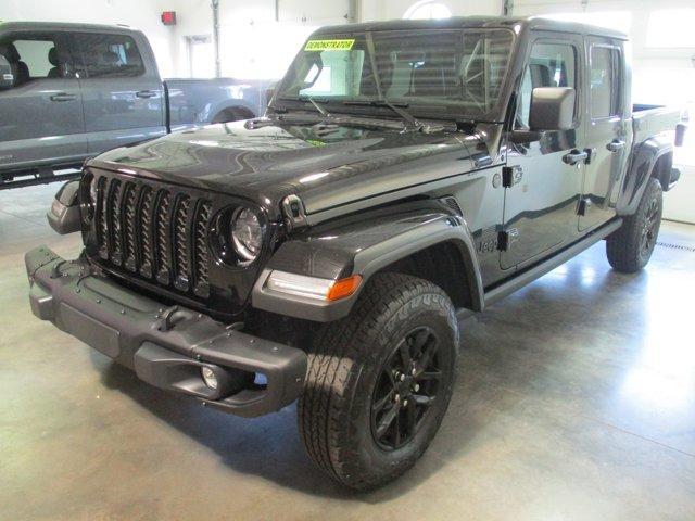 new 2023 Jeep Gladiator car, priced at $48,913