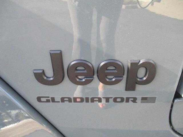 new 2025 Jeep Gladiator car, priced at $46,995