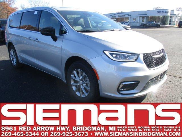 new 2026 Chrysler Pacifica car, priced at $54,495