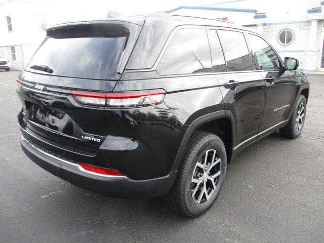 new 2024 Jeep Grand Cherokee car, priced at $42,995