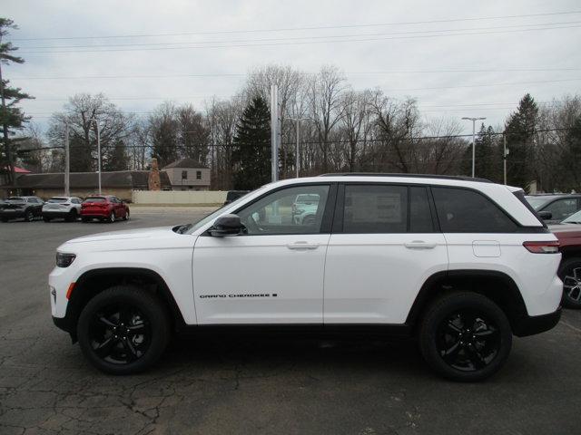 new 2025 Jeep Grand Cherokee car, priced at $49,425