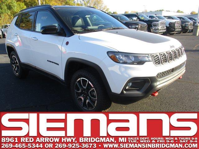 new 2026 Jeep Compass car, priced at $33,995
