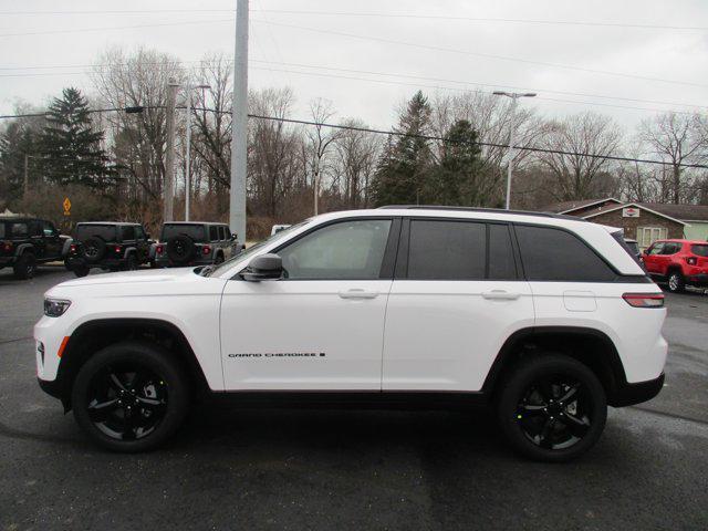 new 2024 Jeep Grand Cherokee car, priced at $43,995