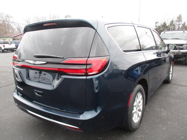 new 2025 Chrysler Pacifica car, priced at $40,995