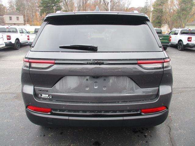 new 2025 Jeep Grand Cherokee car, priced at $49,995