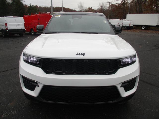 new 2025 Jeep Grand Cherokee car, priced at $49,495