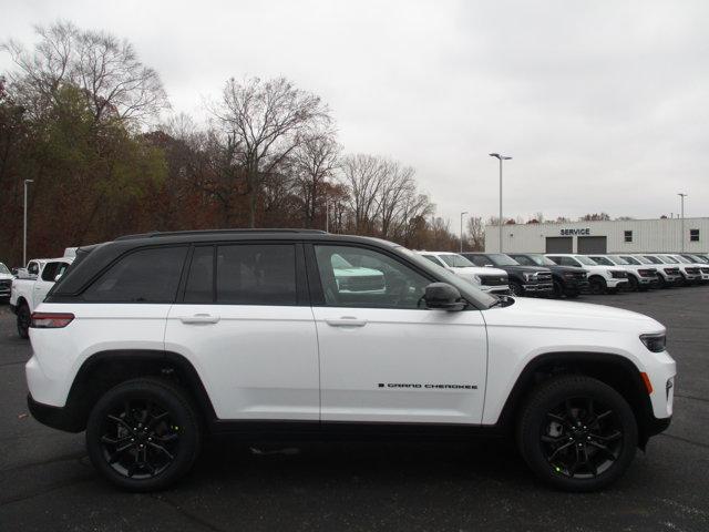 new 2025 Jeep Grand Cherokee car, priced at $49,495