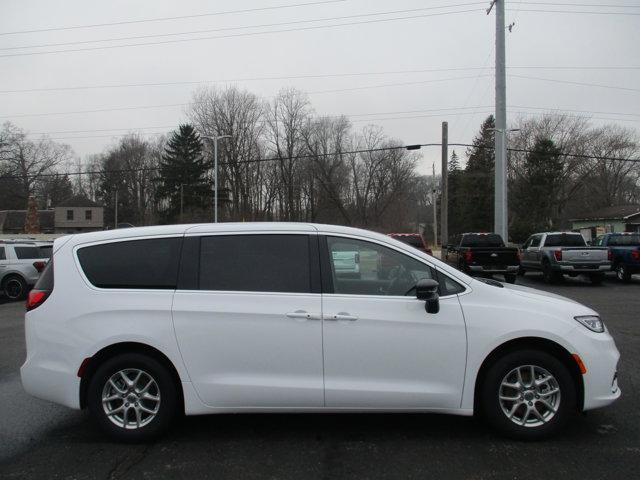 new 2025 Chrysler Pacifica car, priced at $40,495