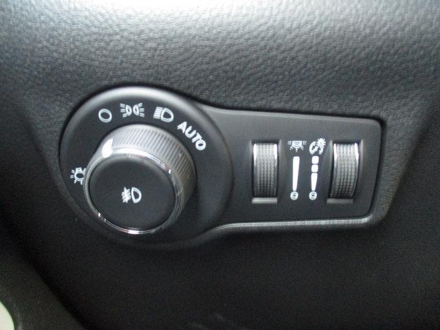 new 2026 Jeep Compass car, priced at $33,395