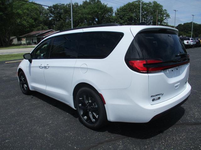 new 2025 Chrysler Pacifica car, priced at $48,096