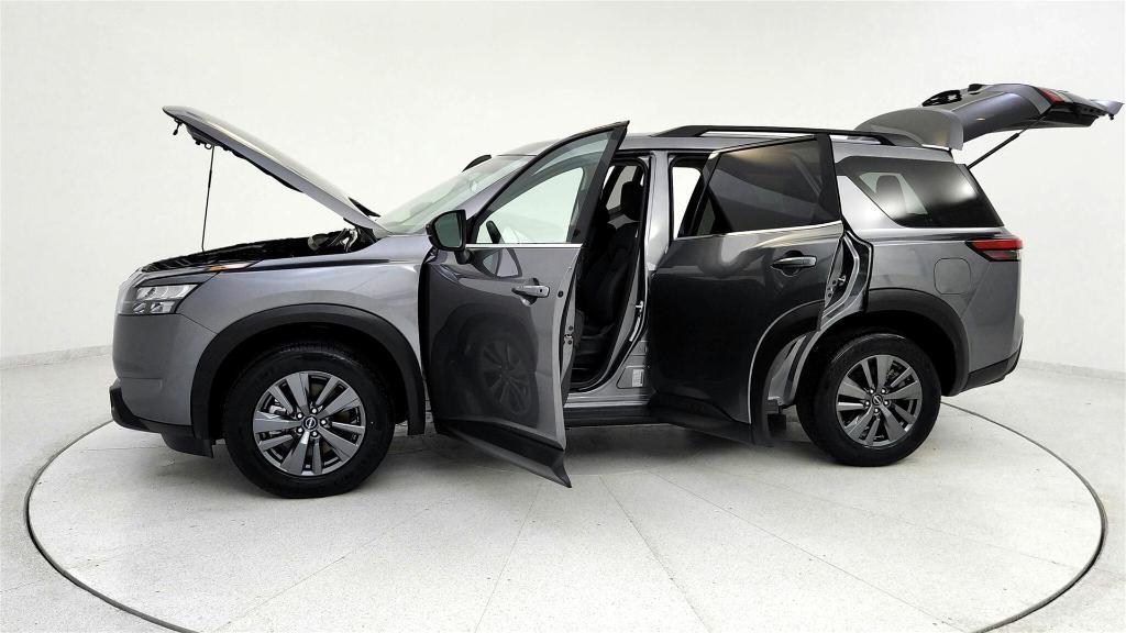 used 2024 Nissan Pathfinder car, priced at $33,299