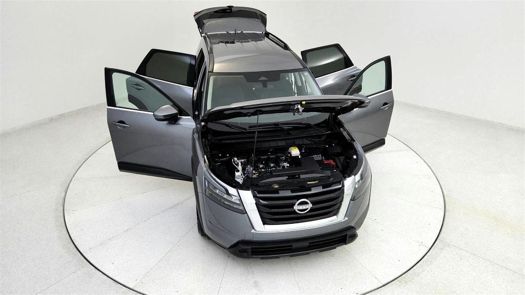 used 2024 Nissan Pathfinder car, priced at $33,299