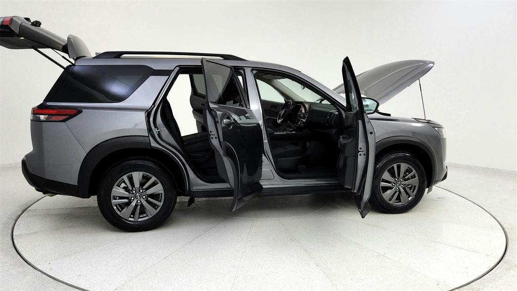 used 2024 Nissan Pathfinder car, priced at $33,299
