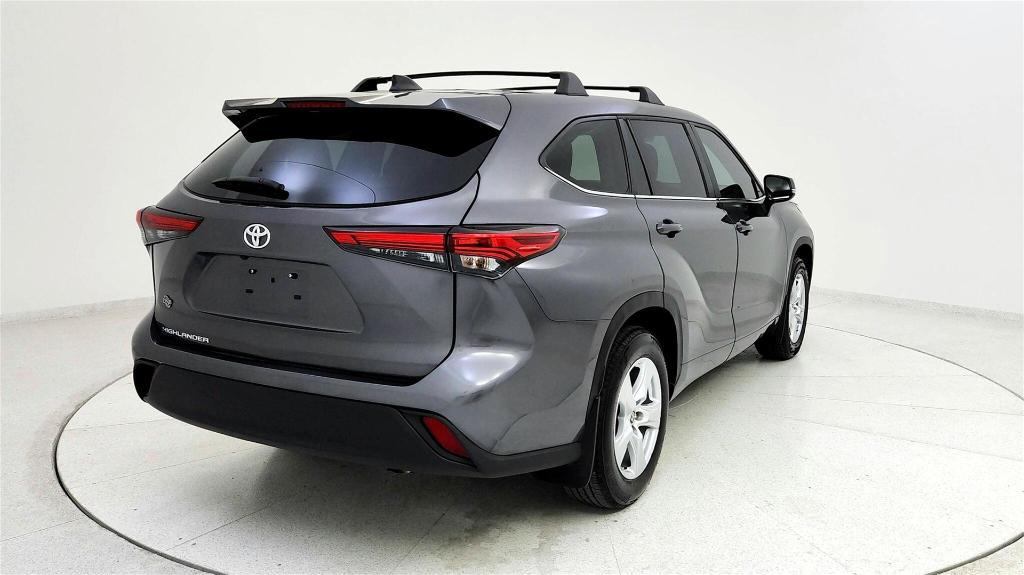 used 2023 Toyota Highlander car, priced at $33,505