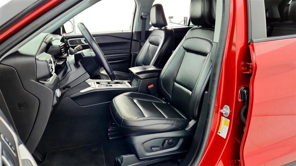 used 2023 Ford Explorer car, priced at $26,757