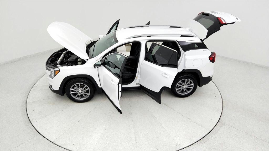 used 2024 GMC Terrain car, priced at $25,998
