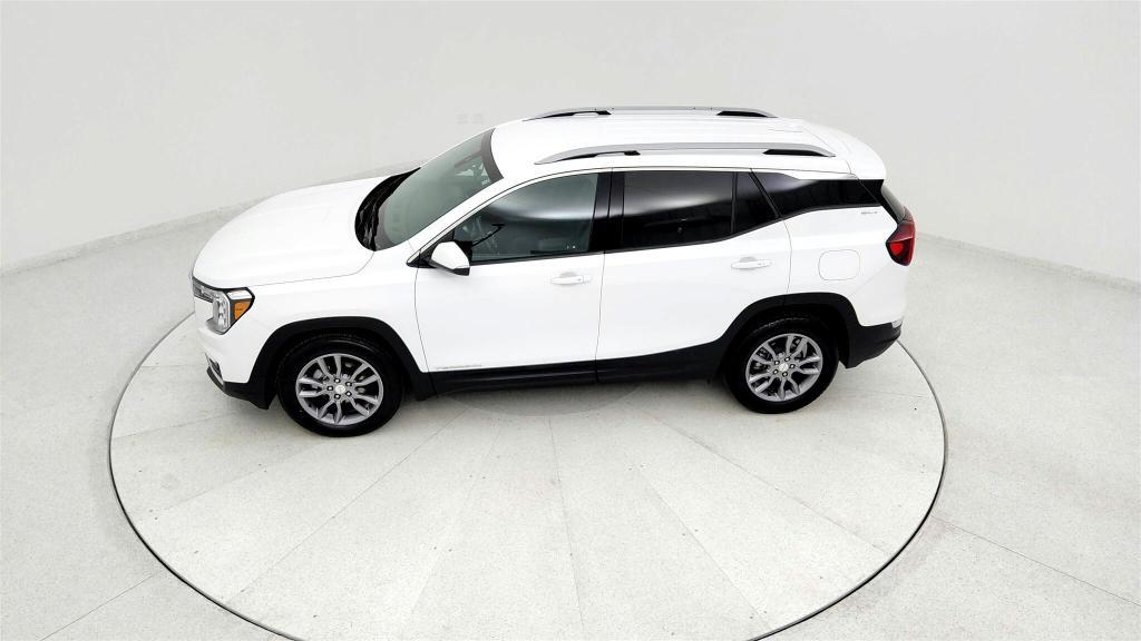 used 2024 GMC Terrain car, priced at $25,998