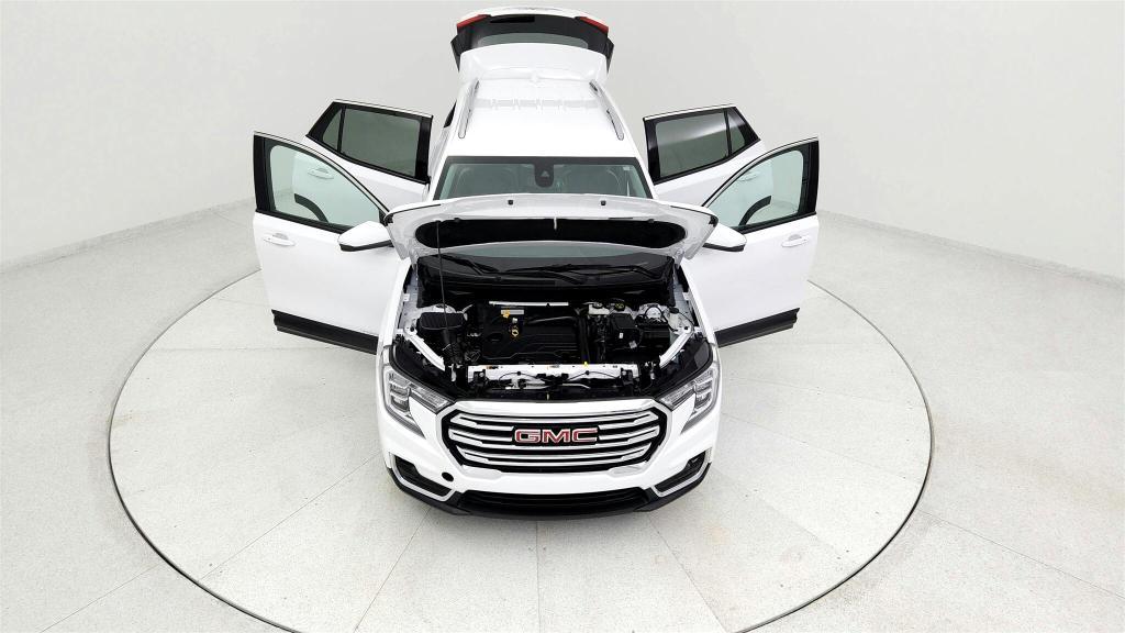 used 2024 GMC Terrain car, priced at $25,998