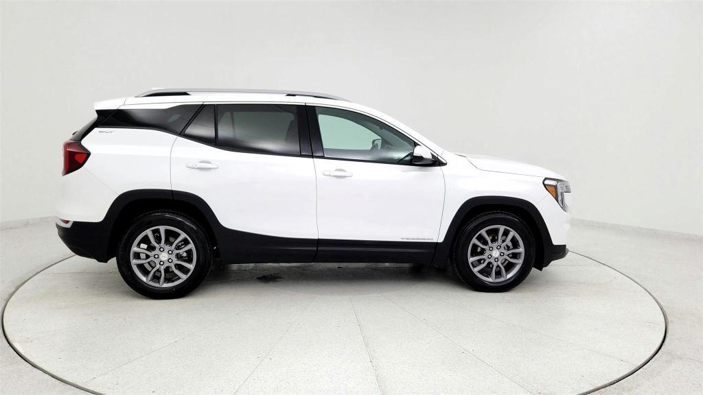 used 2024 GMC Terrain car, priced at $25,998