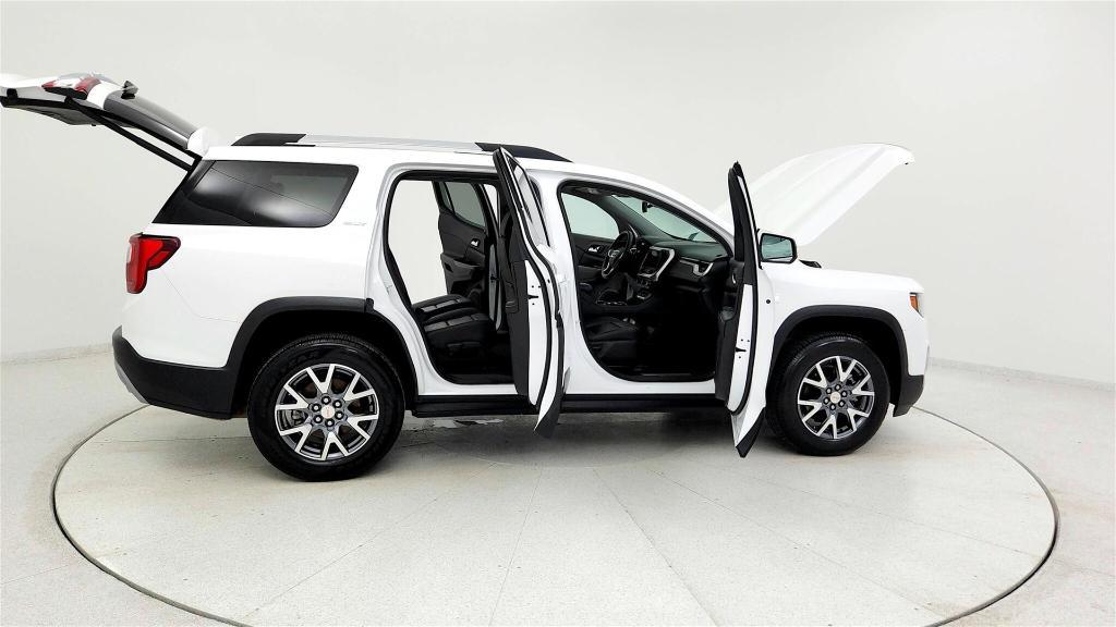 used 2023 GMC Acadia car, priced at $26,686